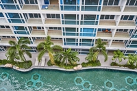 Centara Avenue Residence 