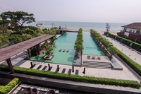 Reflection Jomtien 