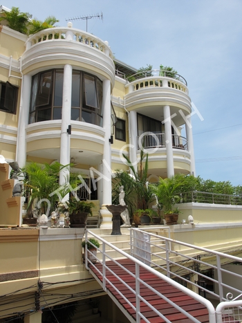 Royal Belleview Penthouse, พัทยา, พระตำหนัก - photo, price, location map