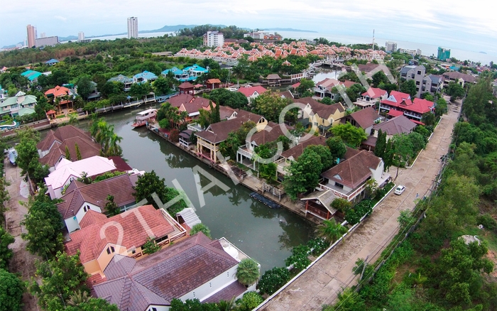 Jomtien Yacht Club, พัทยา, นาจอมเทียน - photo, price, location map