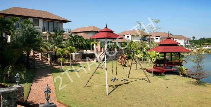 Phoenix Lakeside Pool Villas, พัทยา, ห้วยใหญ่ - photo, price, location map