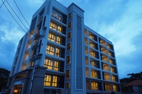 De Amber Condo Bang Saray